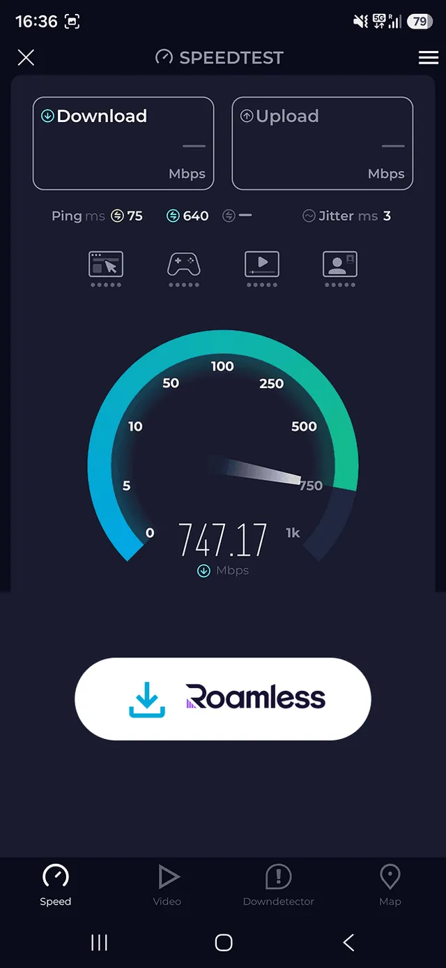Roamless speed test download at 747 Mbps